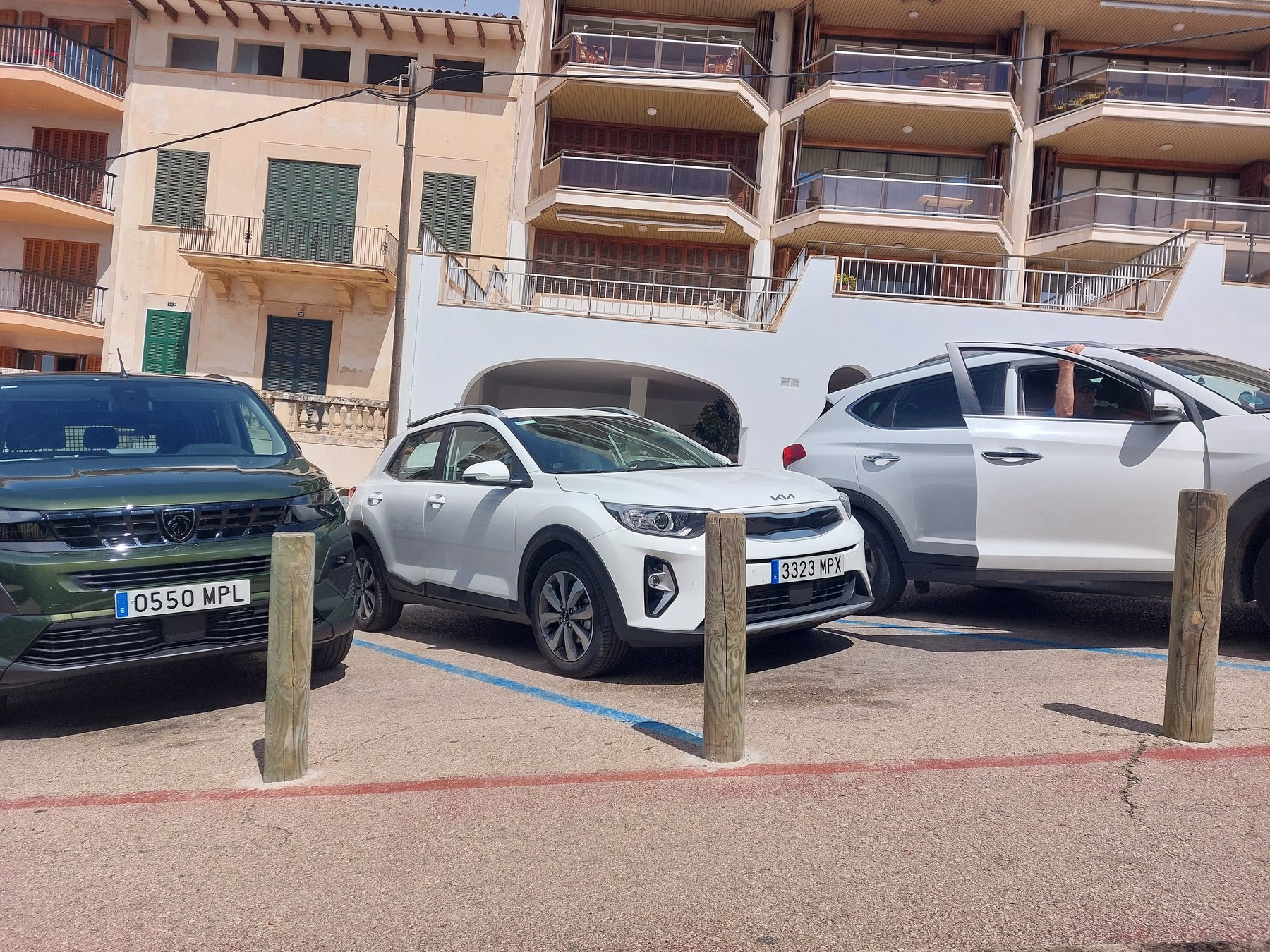 Parkplatz direkt am Hafen von Porto Cristo