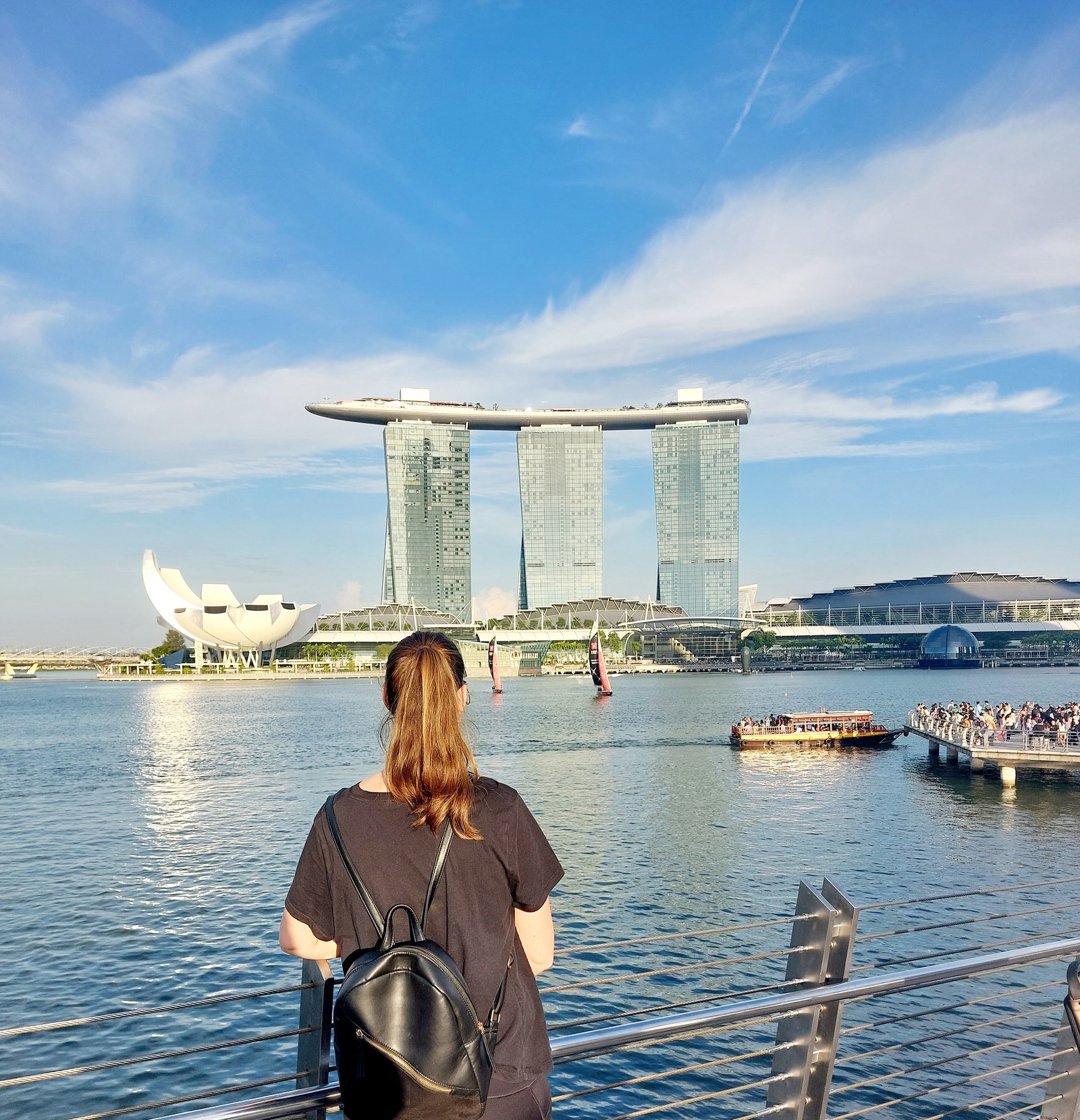 Blick auf das Marina Bay Sands Hotel in Singapur
